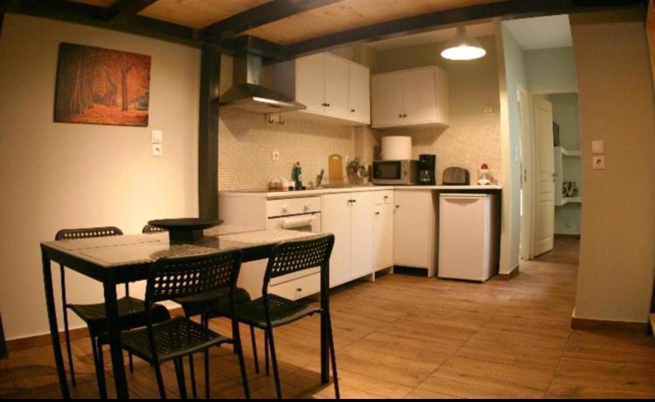 Pavlou Mela Apartment Athena Bagian luar foto