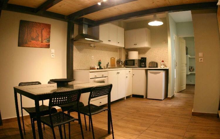 Pavlou Mela Apartment Athena Bagian luar foto
